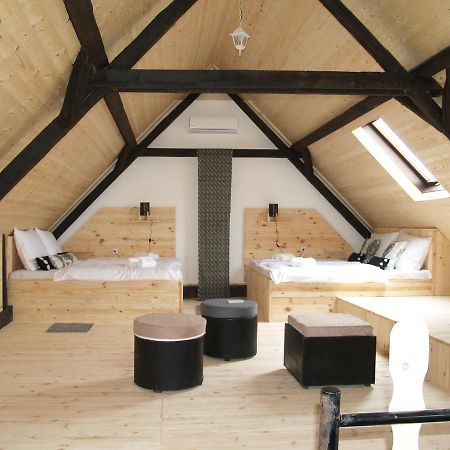 Pannonia Terranova Hotel Vardarac ภายนอก รูปภาพ