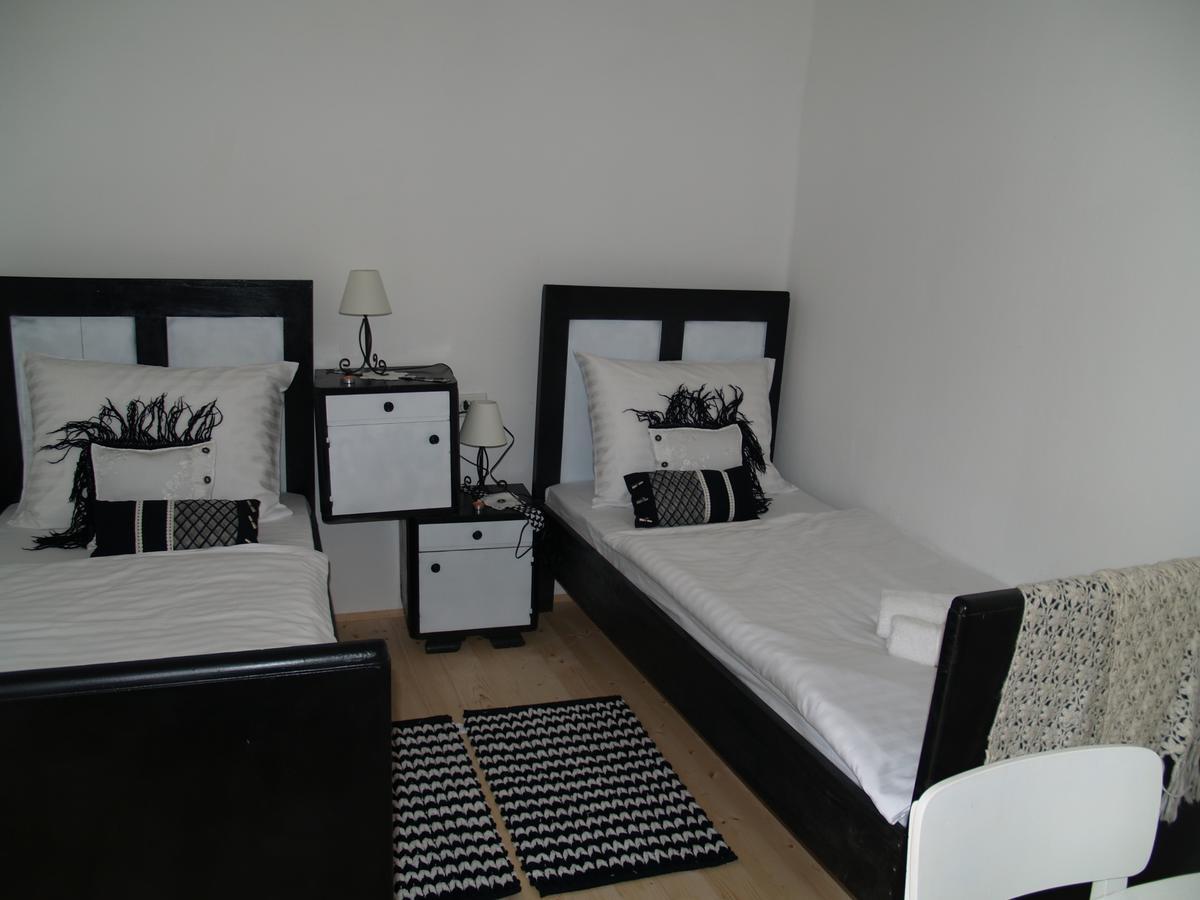 Pannonia Terranova Hotel Vardarac ภายนอก รูปภาพ