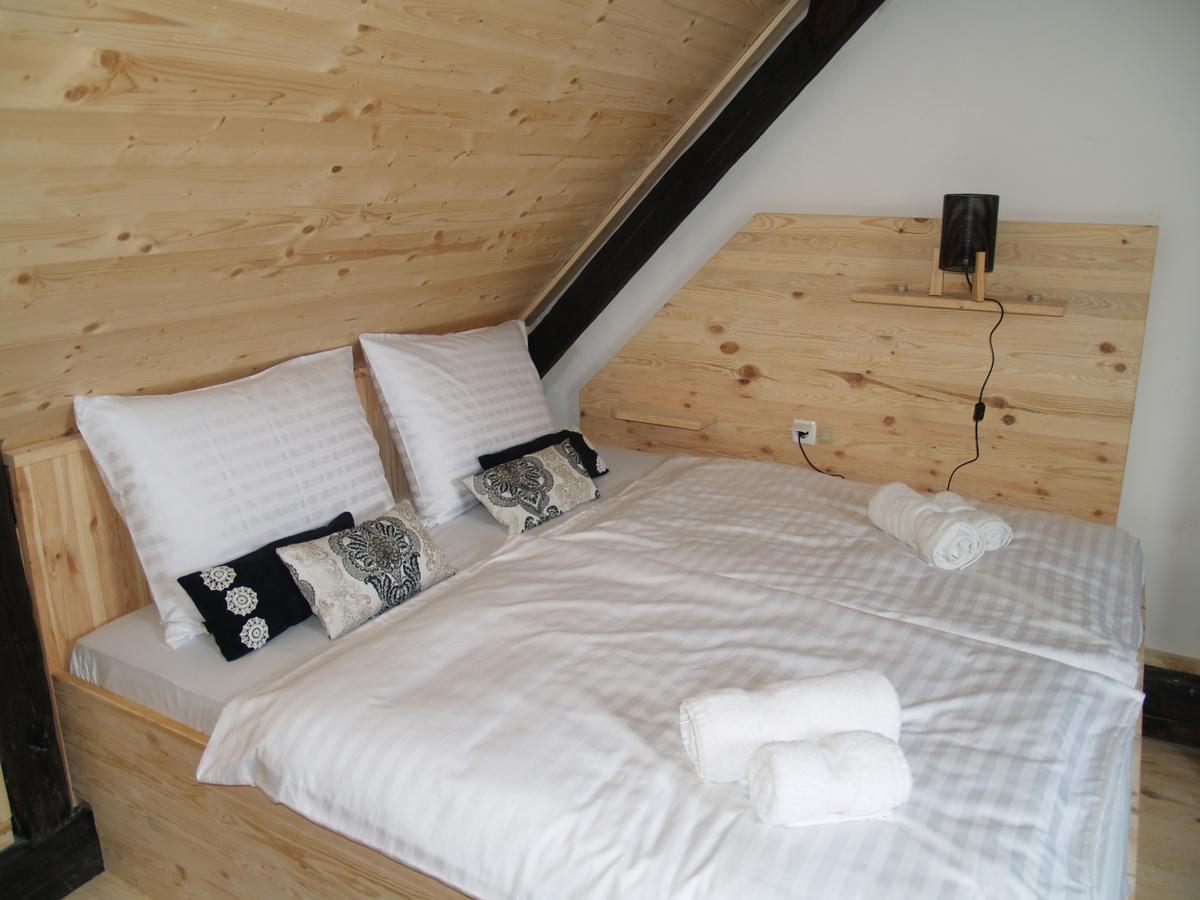 Pannonia Terranova Hotel Vardarac ภายนอก รูปภาพ