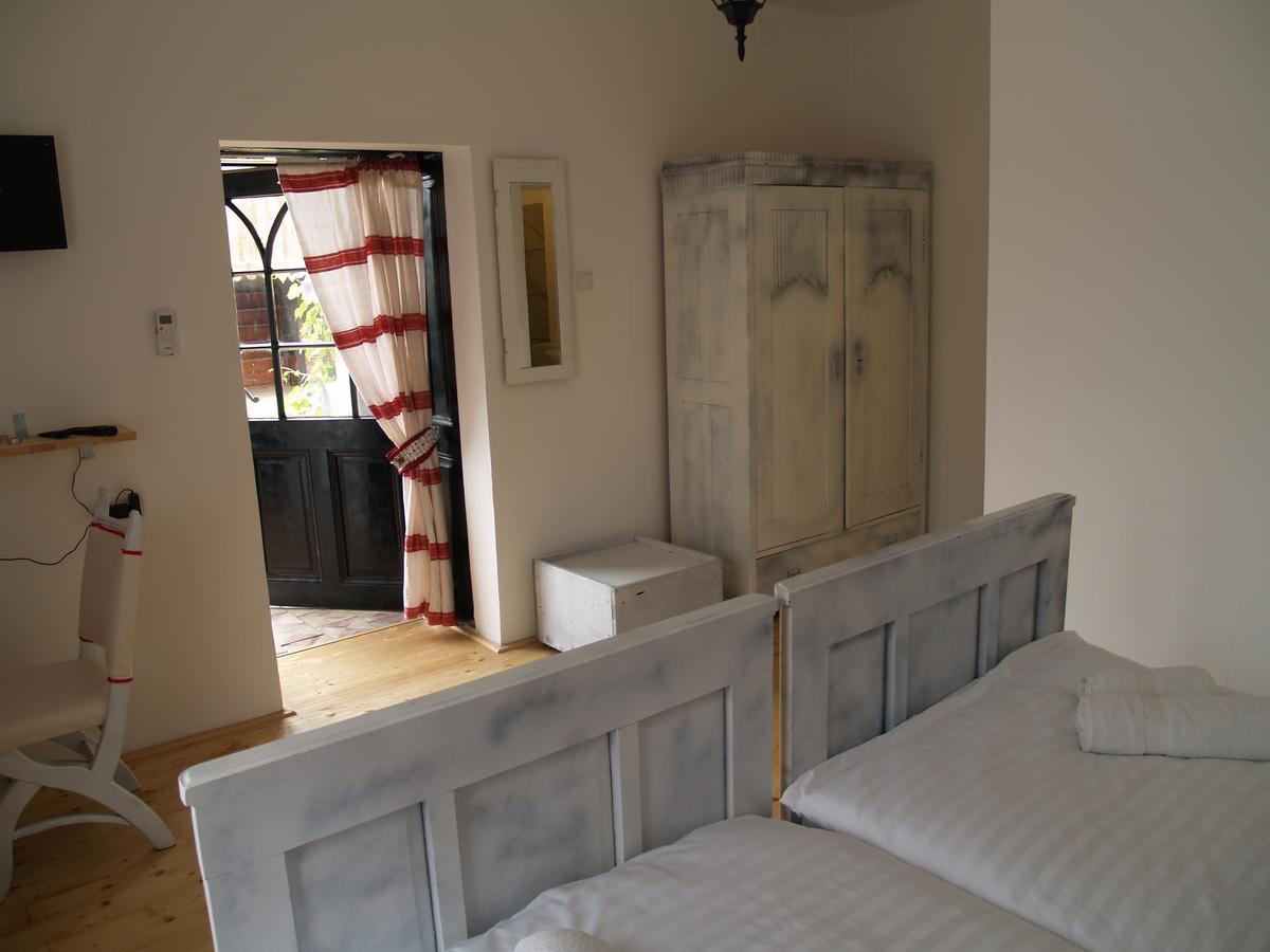 Pannonia Terranova Hotel Vardarac ภายนอก รูปภาพ