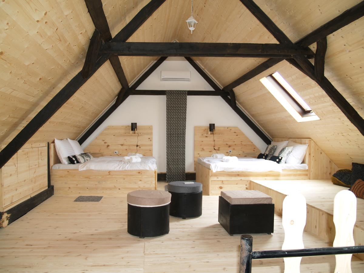 Pannonia Terranova Hotel Vardarac ภายนอก รูปภาพ