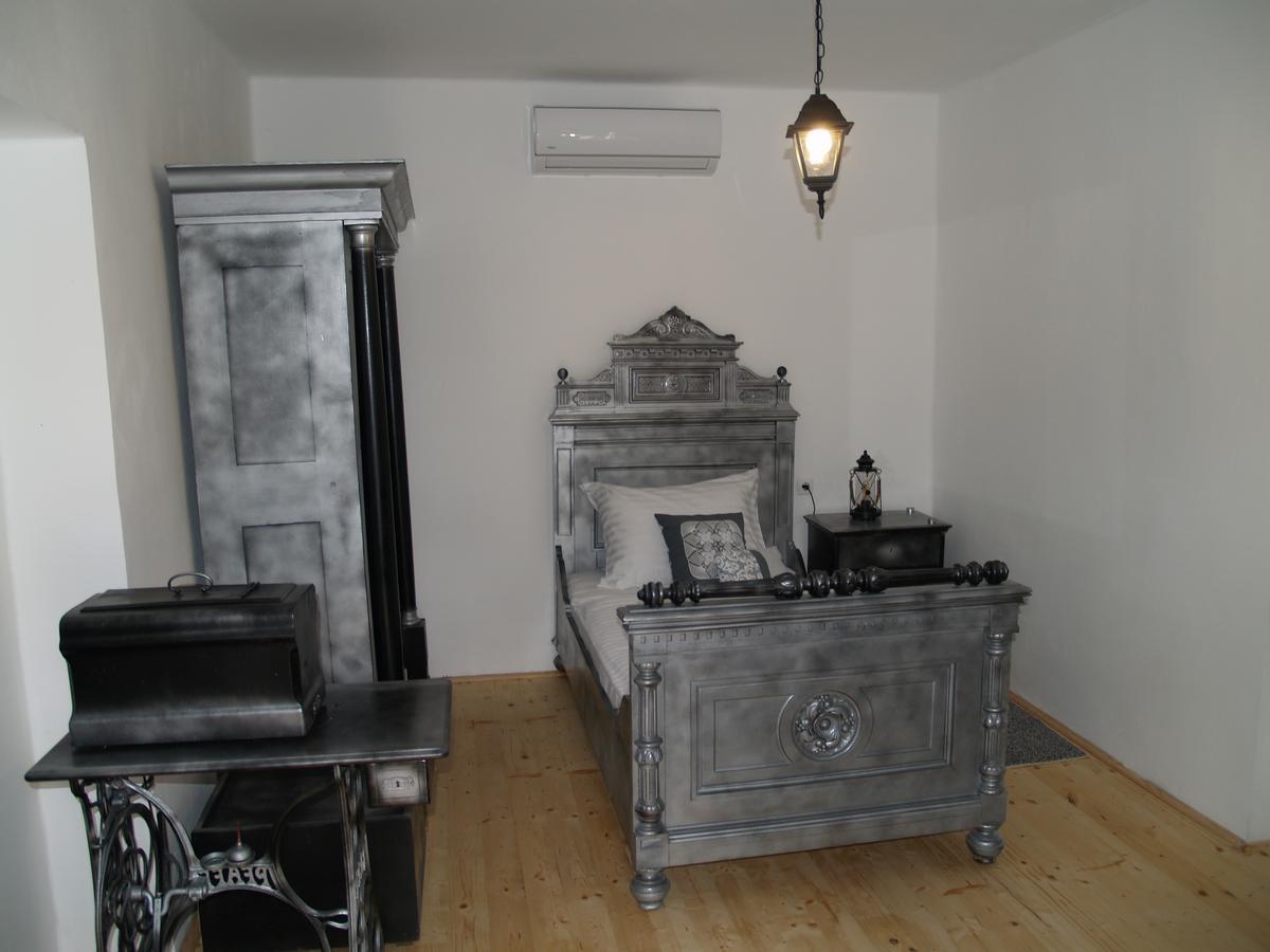 Pannonia Terranova Hotel Vardarac ภายนอก รูปภาพ